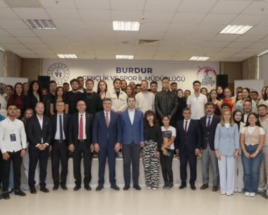 Genel Müdür gençlerle buluştu