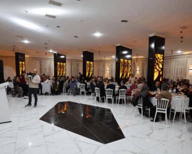 Başkan Ercengiz engellilerle yemekte buluştu