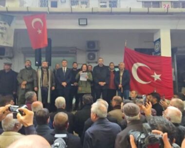 Kumluca’da üreticilerden kitlesel eylem