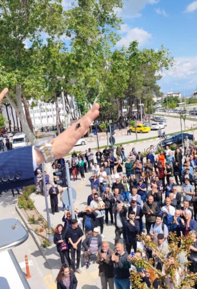 Milletvekili Akbulut, konuşmalarıyla hükümeti durmaksızın bombalayıp duruyor