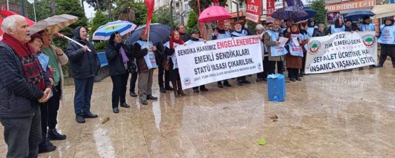 Emekliler meydanlarda