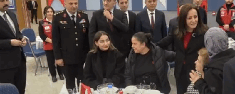 Şehit aileleri ve gazilerle iftar yemeği