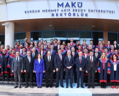 “Üniversitelerde dönüşüm kaçınılmaz”