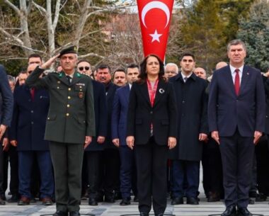 Burdur’da törenlerle Şeref Günü kutlaması