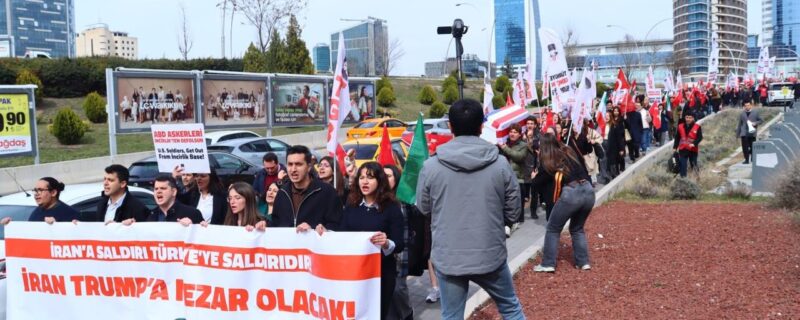 Türk gençliği ABD Büyükelçiliği önünden seslendi: